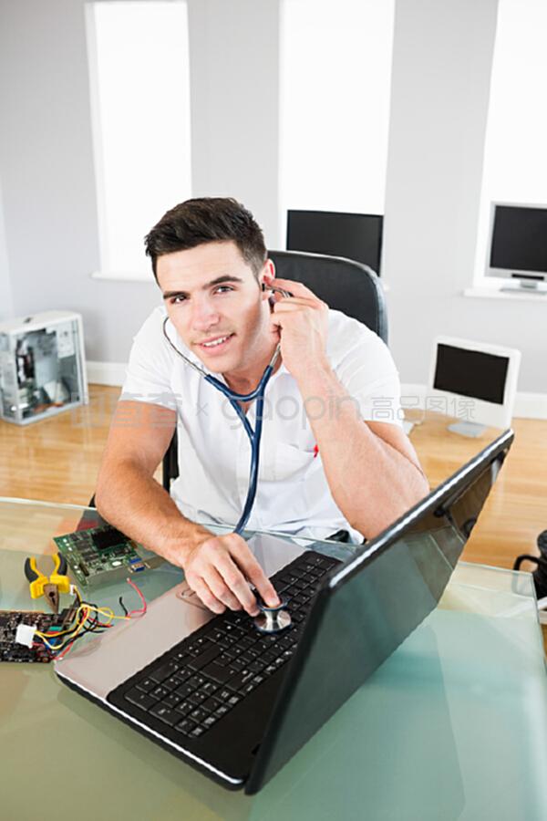 故障排查新思路 一位電腦工程師的快樂診斷之旅